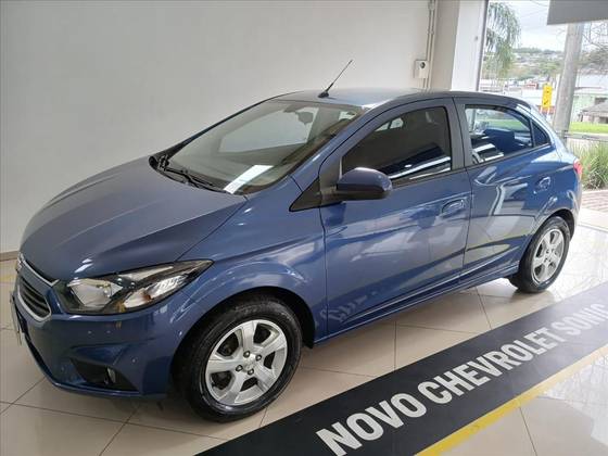 CHEVROLET ONIX 1.4 MPFI LT 8V FLEX 4P MANUAL CHEVROLET ONIX 1.4 MPFI LT 8V FLEX 4P MANUAL